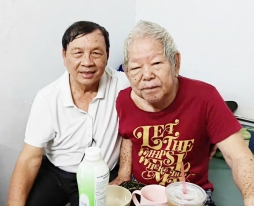 Thăm anh Phạm Thế Mỹ, 5CS